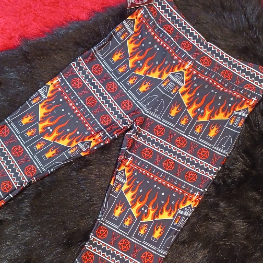 TOO FAST XXL HELLZ BELLZ FLARED LEGGINGS